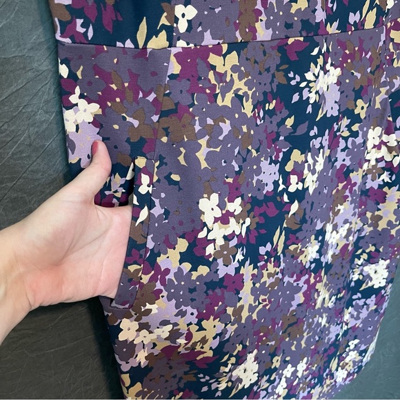 Lands’ End Ponte Shift Dress - Picture 3 of 7